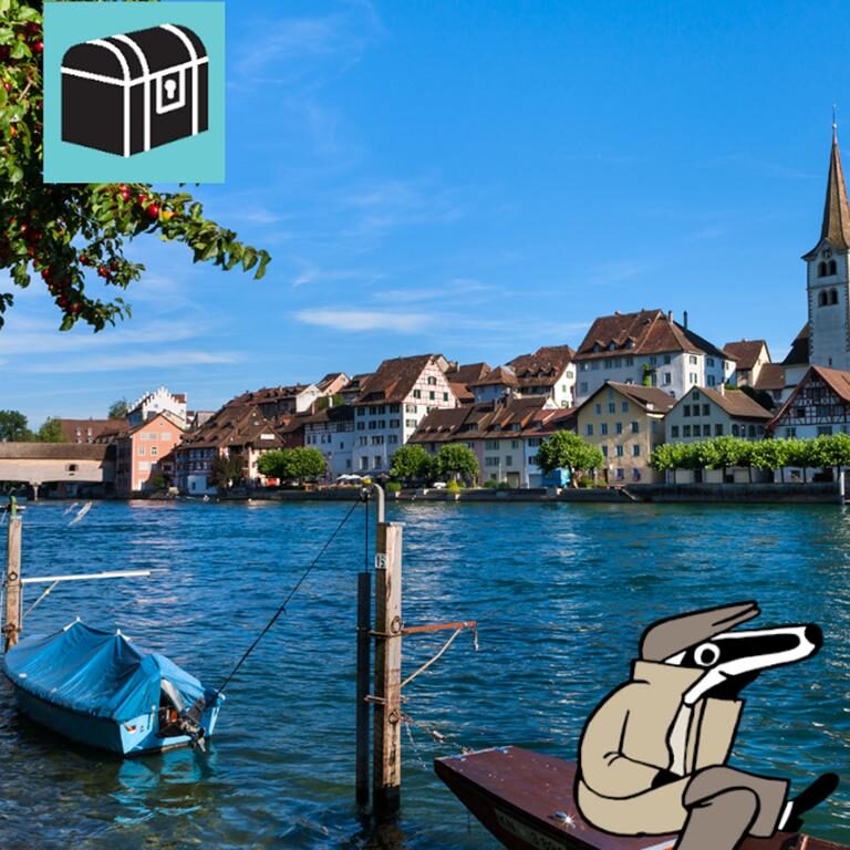 Erlebe die Detektiv-Trails mit Detektiv Dachs: Ein spannendes Rätselerlebnis für Jung und Alt. Tauche ein in die faszinierende Welt der Detektiv-Trails und begleite Detektiv Dachs auf einer aufregenden Rätseltour durch das malerische Städtchen Diessenhofen mit schützenswertem Ortsbild. Vom Bahnhof Diessenhofen startest du dein Abenteuer und erkundest. Auf deinem Weg erfährst du was es mit dem "Schwaderloch" auf sich hat. Detektiv Dachs führt dich im von den Kyburgern geprägten Städtchen vorbei an Siegelturm, der Burg Unterhof, dem Siegelturm und auch am Kloster St. Katharinental. Der Detektiv-Trail Urnäsch bietet Spass, Bewegung und knifflige Rätsel – ein unvergessliches Erlebnis für Familien, Eltern, Kinder, Schüler:innen, Grosseltern und alle anderen. Viel Spass auf deinem Abenteuer!